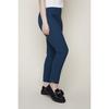 Pantalon aux chevilles tissu texturé