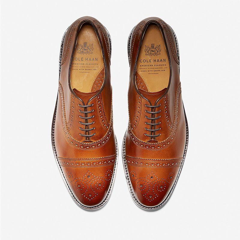 Kneeland brogue cap toe oxford hotsell