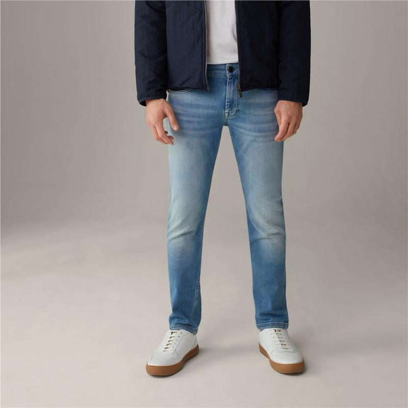 ROBIN JEANS 38 Blue L32 Slim Fit M2 Boutiques