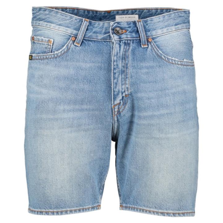 Light wash hot sale denim shorts