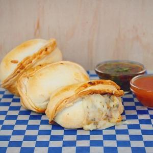 Empanadas #17 Oignon & Fromage