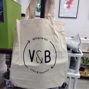 Sac d'Épicerie V&B, Fait au Québec