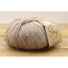 74% alpaca, 18% polyamid, 8% wool Beige