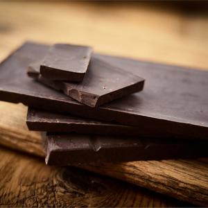 Tablette de chocolat noir 85% cacao