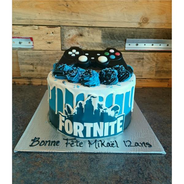 Gâteau d'anniversaire sur le thème du jeu 13 Pcs Carte Gâteau Fortnite  Fournitures de fête