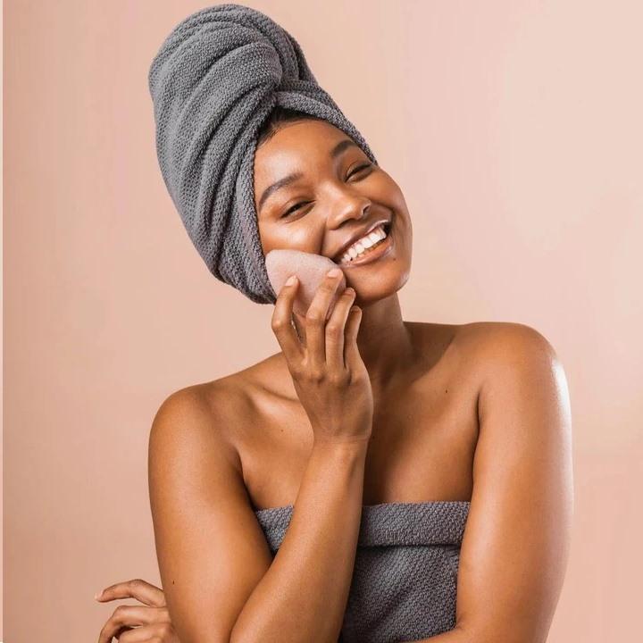 BKIND - Éponge Konjac pour le visage - Rose apaisante