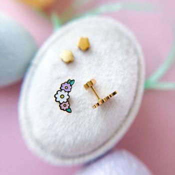 Boucle d'oreilles hypoallergenique -Couronne de fleurs (Pré-commande 5 mai)