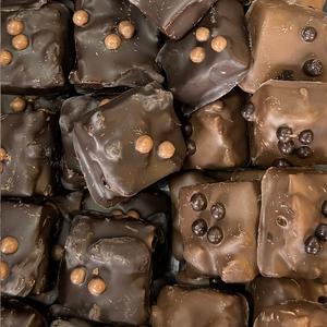 Grigous '' Turtles'' de Luxe Chocolat Lait et Noir