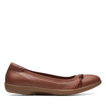 Clarks wide 2024 width womens shoes